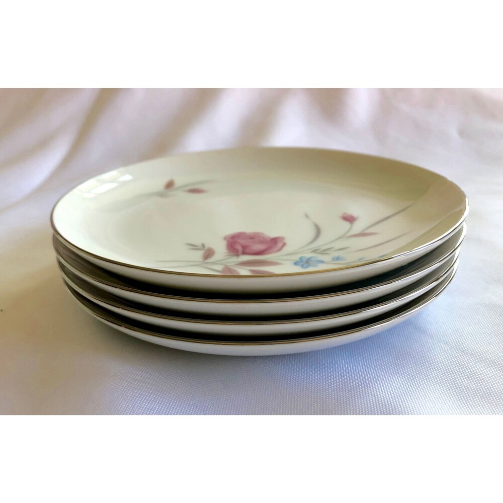 Set of 4 Fine China Bread and Butter Plates, by Fashion Manor, New Rose Pattern